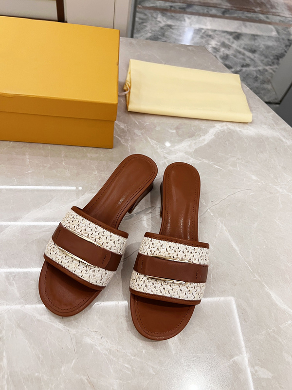 Stylish Women Heel Slippers Sandals LOCK IT MULE Black Cognac Brown Raffia Calf Leather Indoor Slipper Summer Designer Luxury Fashion Ladies Beach Flat Flip Flops, Customized
Stylish Women Heel Slippers Sandals LOCK IT MULE Black Cognac Brown Raffia Calf Leather Indoor Slipper Summer Designer Luxury Fashion Ladies Beach Flat Flip Flops, Customized