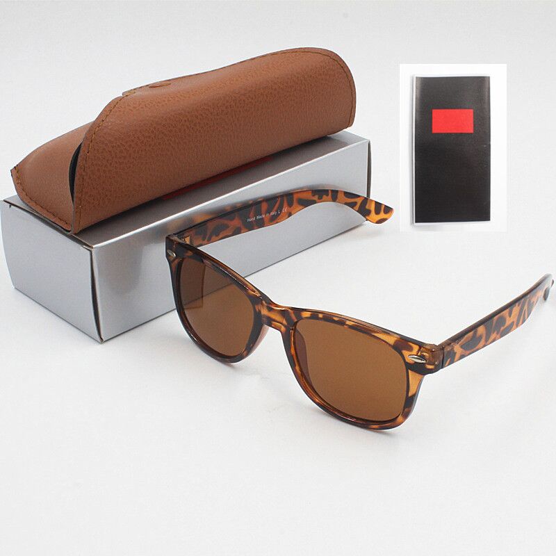 Top luxury Sunglasses polaroid 20 colors lens designer womens Mens Goggle senior Eyewear For Women eyeglasses frame Vintage Metal Sun Glasses With Box 2140
Top luxury Sunglasses polaroid 20 colors lens designer womens Mens Goggle senior Eyewear For Women eyeglasses frame Vintage Metal Sun Glasses With Box 2140