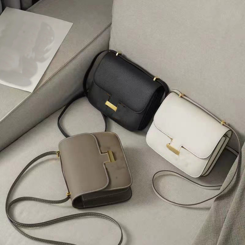 5A Top Quality New designer bags Women Fashion Handbag Lattice Leather Shoulder Totes Bag Luxury Ladies Banquet bag Woman Tote Purses Handbags2022
5A Top Quality New designer bags Women Fashion Handbag Lattice Leather Shoulder Totes Bag Luxury Ladies Banquet bag Woman Tote Purses Handbags2022