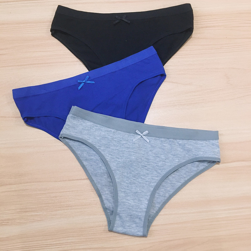 3 Pieces White Black Cotton Panties Women Underwear For Female Briefs Large Size Solid Low Waist Ladies Lingerie Culottes Femme 220511