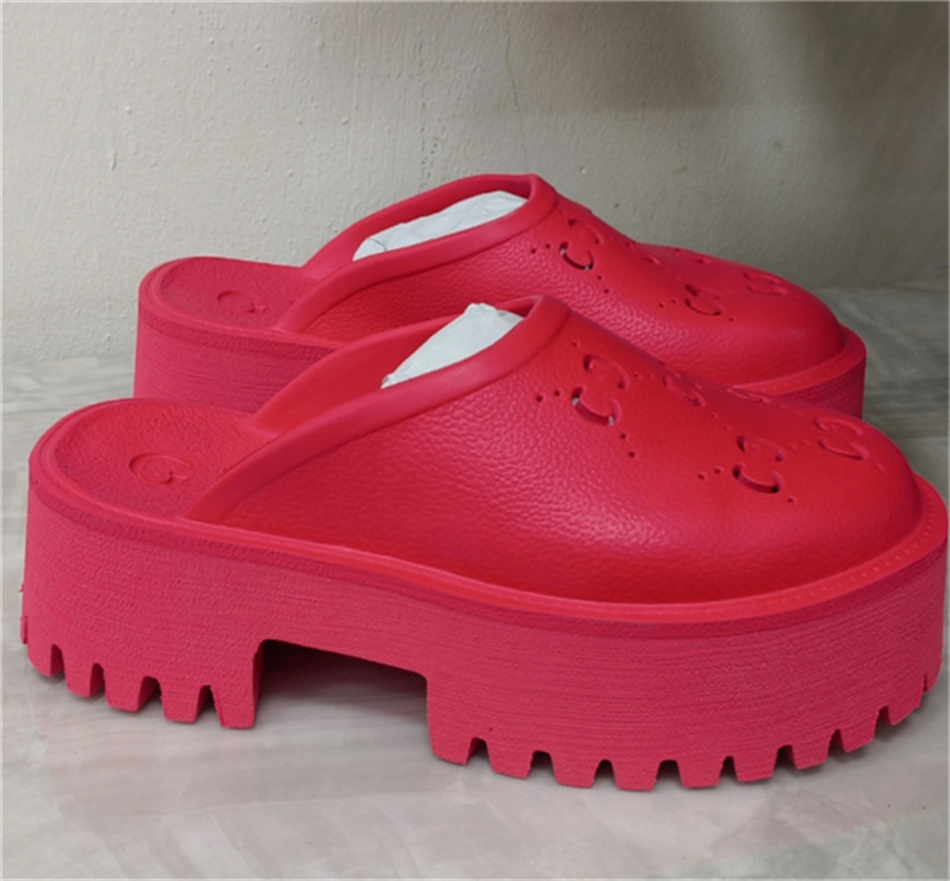 2022 Brand Perforated Slippers Women Platform Designer Sandals Wedge Rubber Cut-out Slide Transparent Materials Fashion Beach Sandals, # 9
2022 Brand Perforated Slippers Women Platform Designer Sandals Wedge Rubber Cut-out Slide Transparent Materials Fashion Beach Sandals, # 9