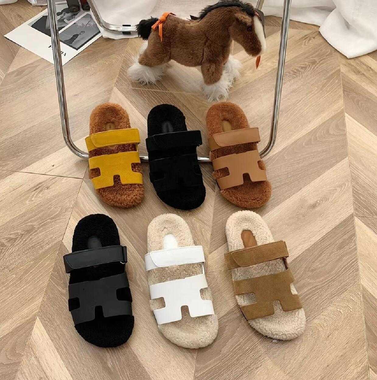 New Style Designer Ladies Slippers Lamb Wool Fashion Sandals Top Quality Solid Color Cattlehide Flip-Flops Winter Luxury Women's Fashion, Box
New Style Designer Ladies Slippers Lamb Wool Fashion Sandals Top Quality Solid Color Cattlehide Flip-Flops Winter Luxury Women's Fashion, Box