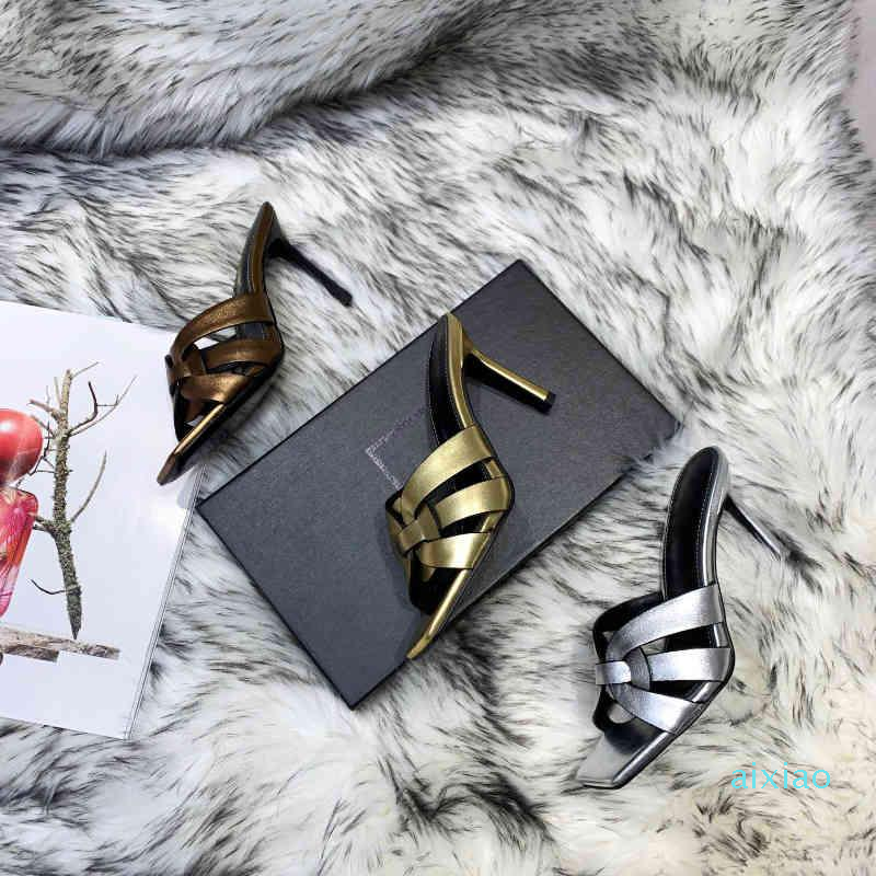 High Quality Slippers Stiletto Heels Sandals Tribute Gold Smooth Leather Mules Classic Women's Fashion Heel Women Shoes YSLity xzs, Silver
High Quality Slippers Stiletto Heels Sandals Tribute Gold Smooth Leather Mules Classic Women's Fashion Heel Women Shoes YSLity xzs, Silver