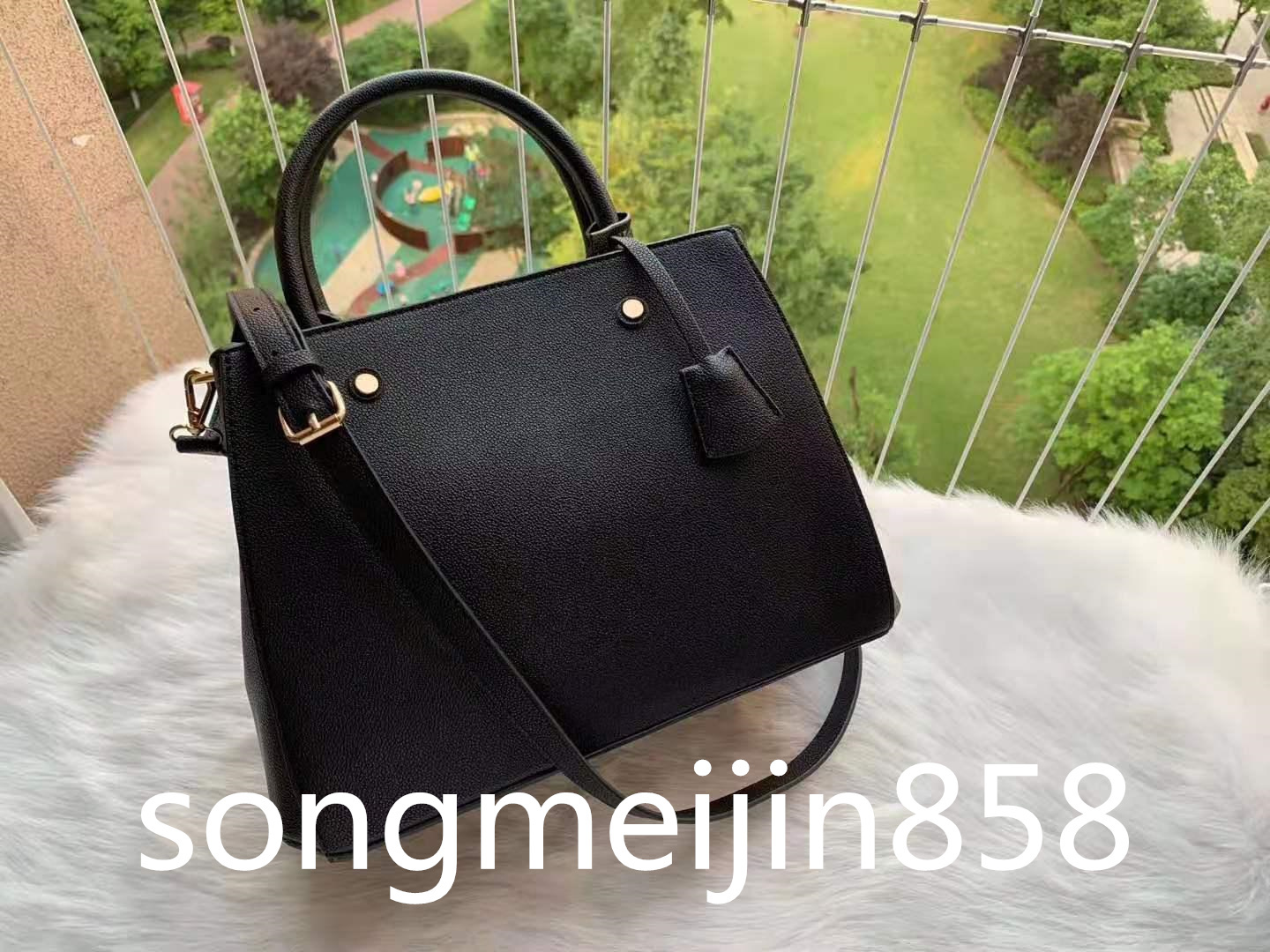 Designer balck leather tote bag for women Handbags High Quality Fashion brown classic flower Shoulder lady Letter Embossing crossbody Luxury
Designer balck leather tote bag for women Handbags High Quality Fashion brown classic flower Shoulder lady Letter Embossing crossbody Luxury