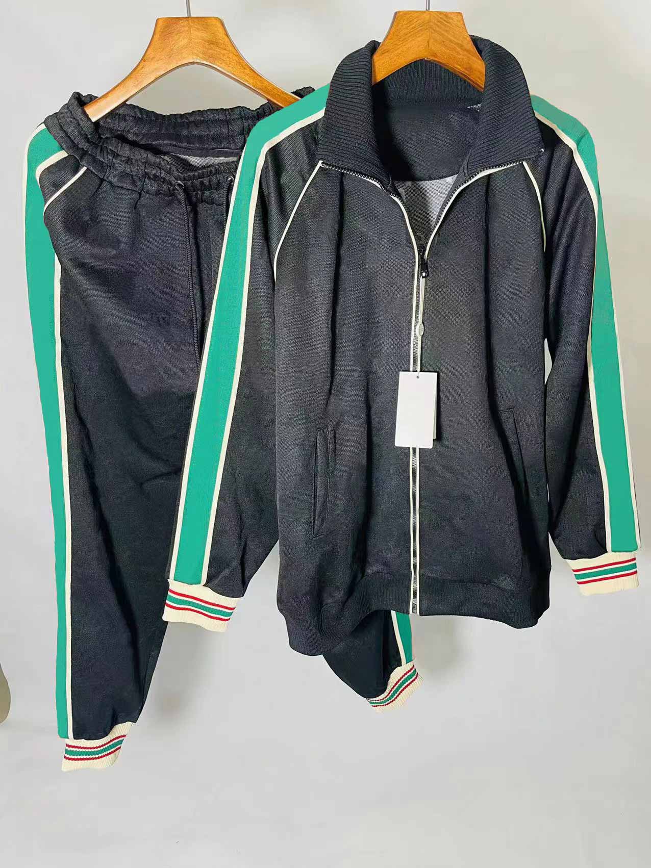 Mens Tracksuits Designer Men Women Tracksuit Jogger track suit Sweatshirts Jacket Sweatsuit Autumn Winter Sporting Suit Man Sweat suits Asian size M-3XL
Mens Tracksuits Designer Men Women Tracksuit Jogger track suit Sweatshirts Jacket Sweatsuit Autumn Winter Sporting Suit Man Sweat suits Asian size M-3XL