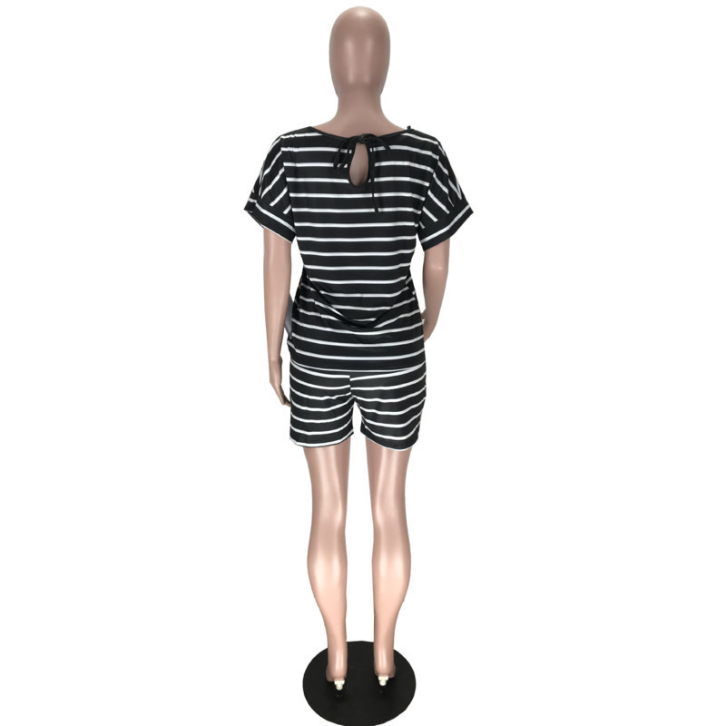 Designer Plus Size 5xl Women Tracuits Two Pieces Sports Outfits Fashion Striped Short Sleeved T Shirt Shorts Suits Summer Clothing