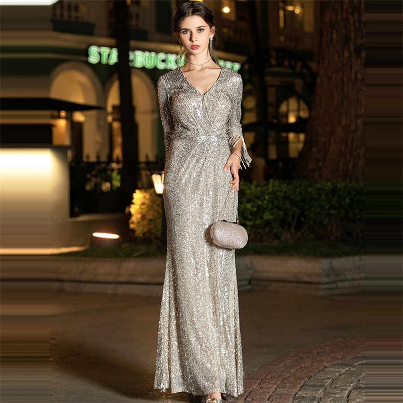 Sequins Formal Gown Silver VNeck Robe De Soiree K019 Long Plus Size Women Party Dresses Elegant Long Sleeves Evening Dress 201114, Green
Sequins Formal Gown Silver VNeck Robe De Soiree K019 Long Plus Size Women Party Dresses Elegant Long Sleeves Evening Dress 201114, Green