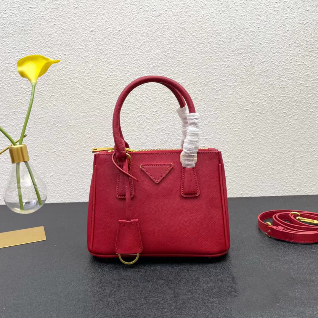 Women bag Mini Tote high quality cowhide Triangle LOGO simple 2022 shoulder bag, White
Women bag Mini Tote high quality cowhide Triangle LOGO simple 2022 shoulder bag, White