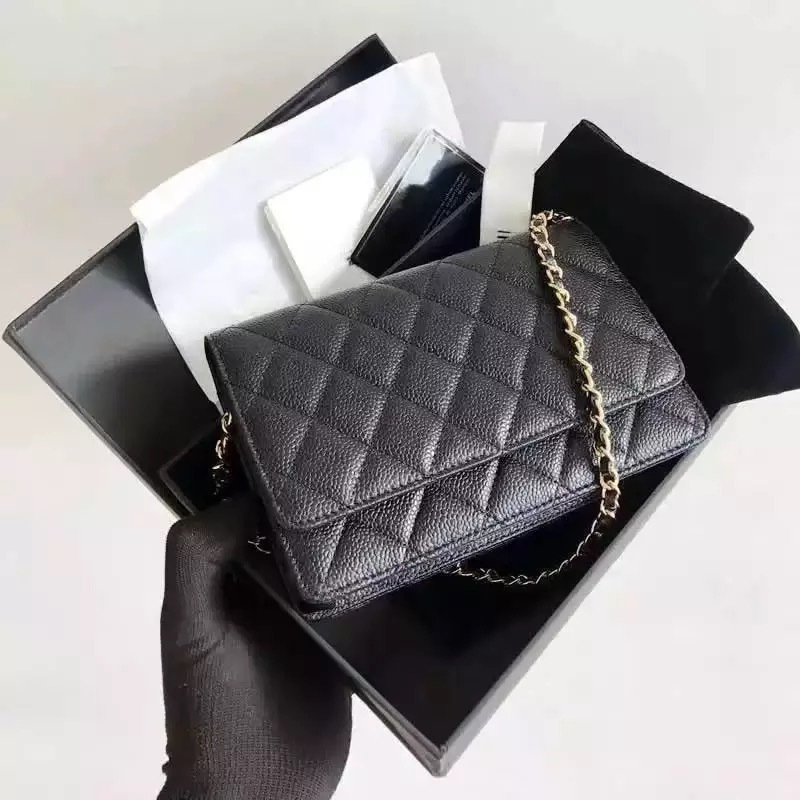 Top quality woc woman pattern grill caviar mobile phone chain handbag shoulder luxury designer small square leather sheepskin, Sheepskin silver
Top quality woc woman pattern grill caviar mobile phone chain handbag shoulder luxury designer small square leather sheepskin, Sheepskin silver