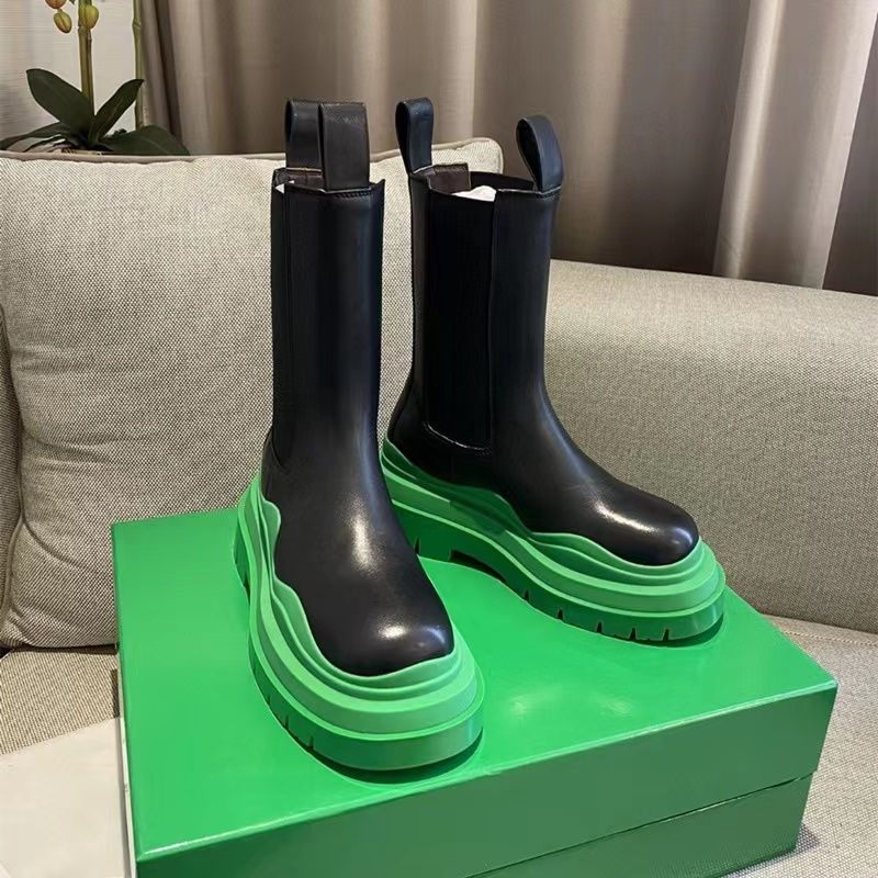 Fashion Boots Designer Luxury Martin Shoes Leather Candy Wavy Pattern Medium Tall Cavaliers
Fashion Boots Designer Luxury Martin Shoes Leather Candy Wavy Pattern Medium Tall Cavaliers