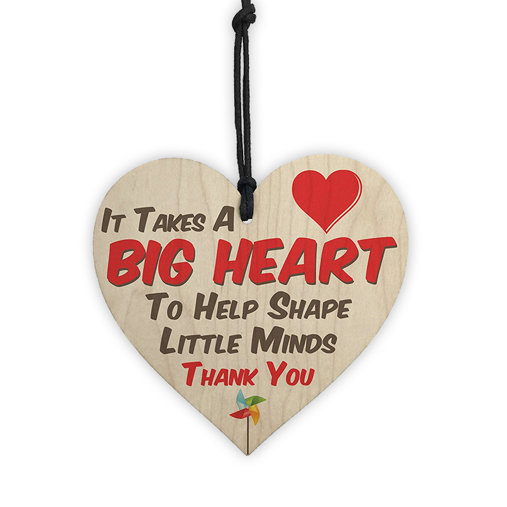 Handmade Wooden Heart Shaped Hanging Gift Plaque Pendant Family Friendship Love Sign Wine Tags Christmas Tree Small Hanging hearts Decor W0