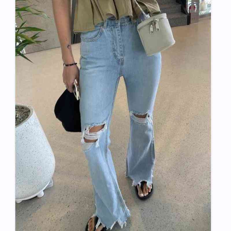 Flare Pants Vintage Jeans Women 2022 Fashion Summer Hole Denim Pants Femme Jeans High Waist Woman Trousers Streetwear W521D T220728, Blue
Flare Pants Vintage Jeans Women 2022 Fashion Summer Hole Denim Pants Femme Jeans High Waist Woman Trousers Streetwear W521D T220728, Blue