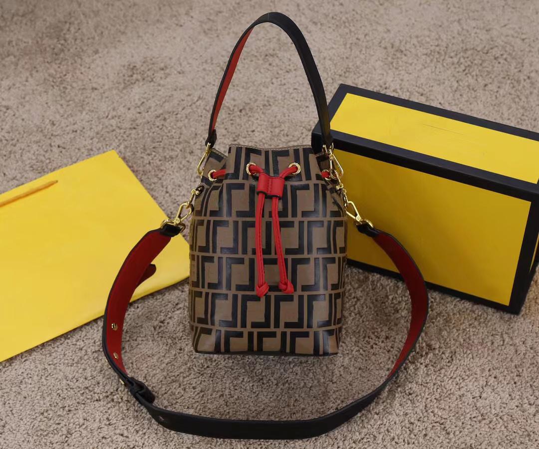 Fashion Bucket bag OP58 embossed bulge Letter alphabet pattern Satchel Shoulder Bag Chain Handbags Crossbody Purse Lady Leather Classic Style Tote Backpack, Mode other model contact with us
Fashion Bucket bag OP58 embossed bulge Letter alphabet pattern Satchel Shoulder Bag Chain Handbags Crossbody Purse Lady Leather Classic Style Tote Backpack, Mode other model contact with us