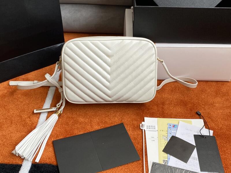 10A Top quality LOU quilted leather camera bag designer Bags woman Shoulder handbag crossbody bag 23cm 612544 fashion Purses With box Y007
10A Top quality LOU quilted leather camera bag designer Bags woman Shoulder handbag crossbody bag 23cm 612544 fashion Purses With box Y007