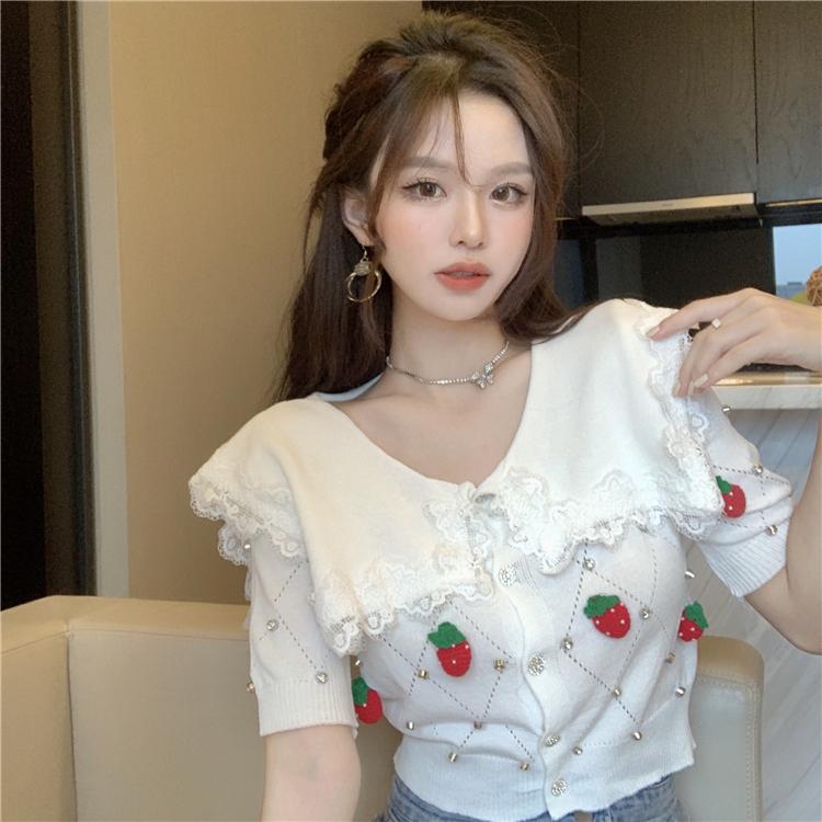 Women's Knits & Tees Sweet Lace Splicing Knit Cardigan Slim Short Sleeve Crop Sweater Women 2022 Summer Fashion Strawberry Embroidery Casual, White
Women's Knits & Tees Sweet Lace Splicing Knit Cardigan Slim Short Sleeve Crop Sweater Women 2022 Summer Fashion Strawberry Embroidery Casual, White