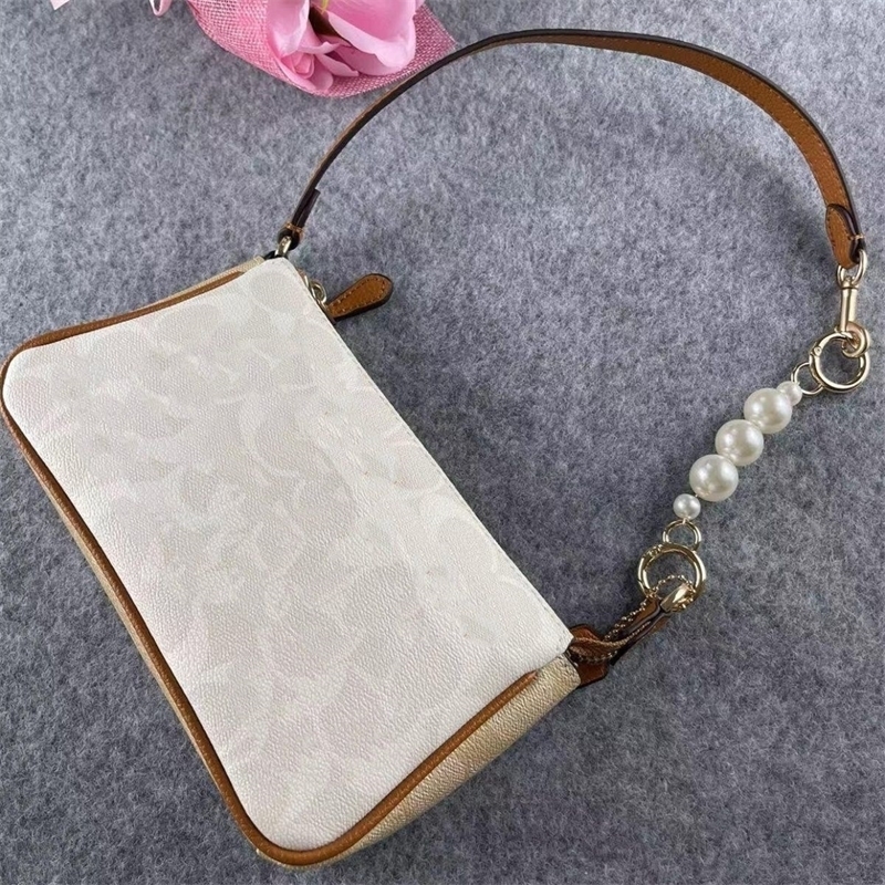 Designer coac Handbags Antique Summer Lady Gao Gui New Womens Pvc with Leather One Shoulder Messenger Bag 8721 Mahjong 19 White Beads Yzl, Khaki
Designer coac Handbags Antique Summer Lady Gao Gui New Womens Pvc with Leather One Shoulder Messenger Bag 8721 Mahjong 19 White Beads Yzl, Khaki