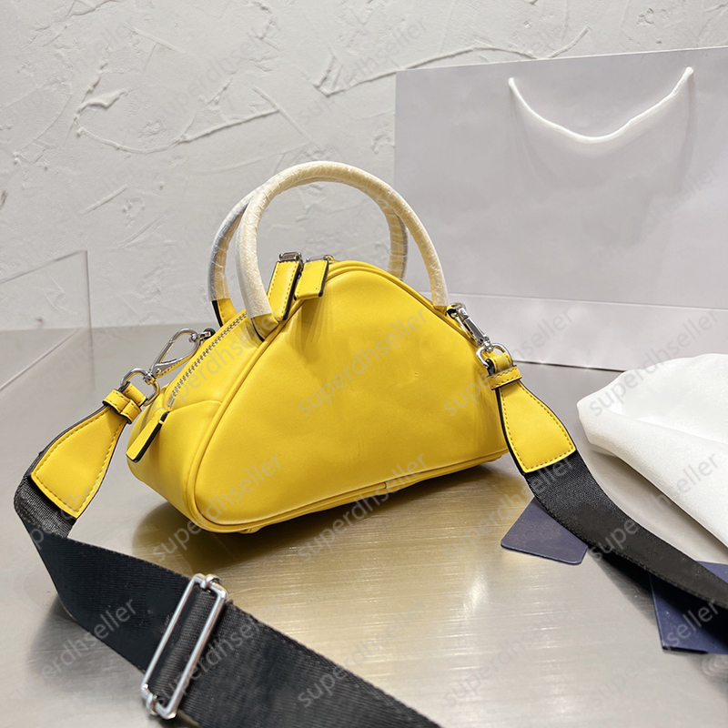 Fashion Triangle Crossbody Bag Shoulder Bags Handbag Embossed Letter Wallet Large Capacity Purse Unisex Handbags Sports Pochette 4 Colors, Increase feight
Fashion Triangle Crossbody Bag Shoulder Bags Handbag Embossed Letter Wallet Large Capacity Purse Unisex Handbags Sports Pochette 4 Colors, Increase feight