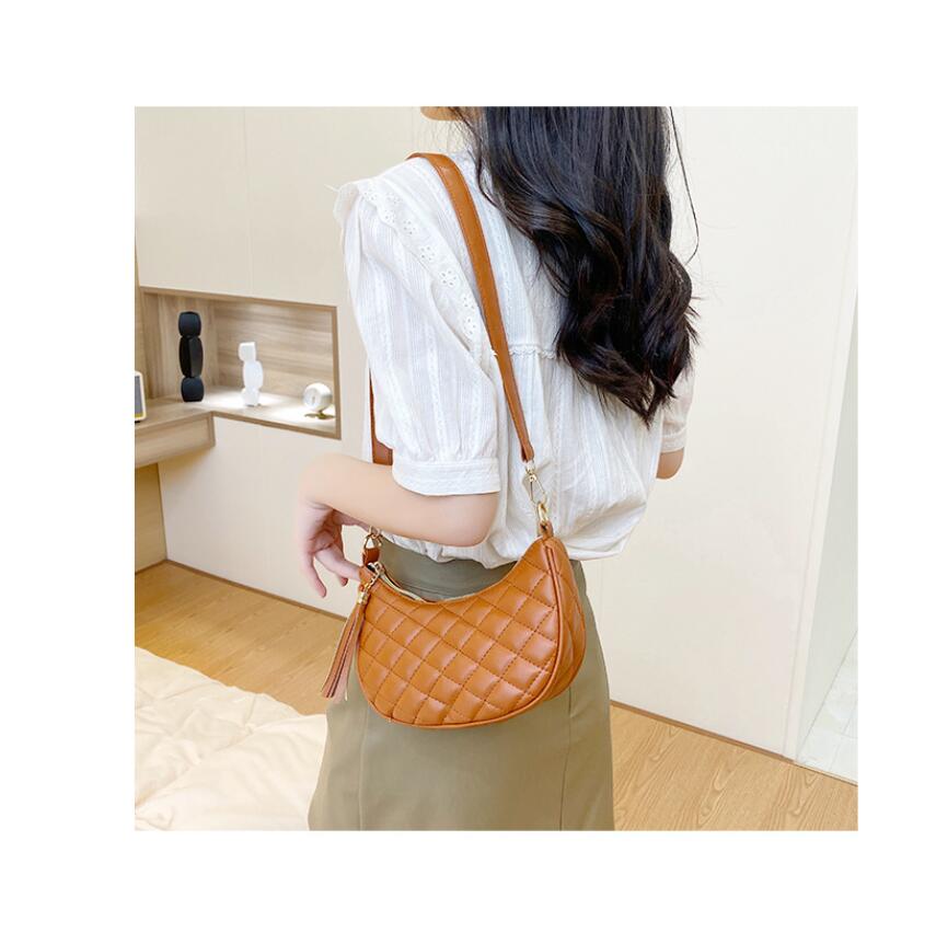 DA214 Womens designer handbag luxury should bag fashion tote purse wallet crossbody bags backpack Small chain Purses Free shopping, Customize
DA214 Womens designer handbag luxury should bag fashion tote purse wallet crossbody bags backpack Small chain Purses Free shopping, Customize