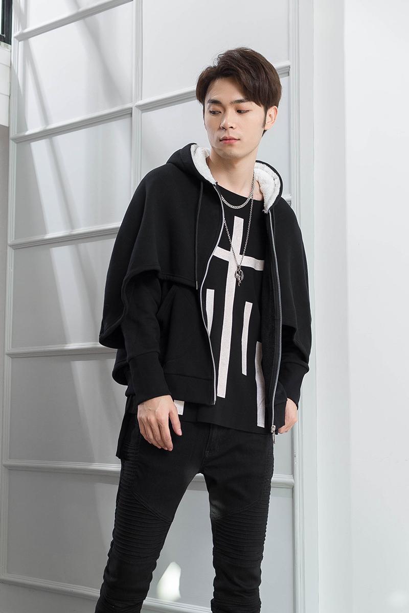 Men' Hoodies & Sweatshirts Hoodie In Autumn And Winter With Slim Plush Thick Coat, Black
Men' Hoodies & Sweatshirts Hoodie In Autumn And Winter With Slim Plush Thick Coat, Black