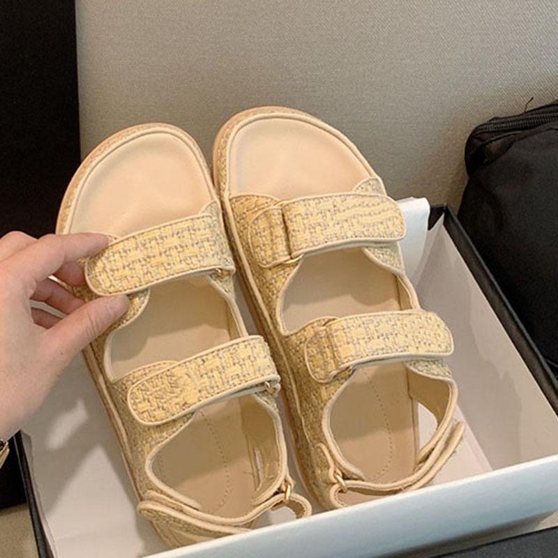 dad sandals grandad sandals Genuine leather quilted Buckle caviar luxury chain gold women Slippers Crystal Calf Platform Summer Beach Slipper 35-42
dad sandals grandad sandals Genuine leather quilted Buckle caviar luxury chain gold women Slippers Crystal Calf Platform Summer Beach Slipper 35-42