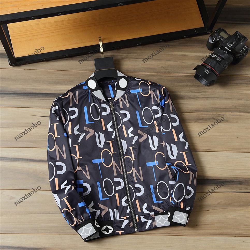 Fashion Mens Designers Jacket Windbreaker Long Sleeve Men Jackets Hoodie Clothing Zipper with Animal Letter Pattern Plus Size Clot279R, Free shipping
Fashion Mens Designers Jacket Windbreaker Long Sleeve Men Jackets Hoodie Clothing Zipper with Animal Letter Pattern Plus Size Clot279R, Free shipping