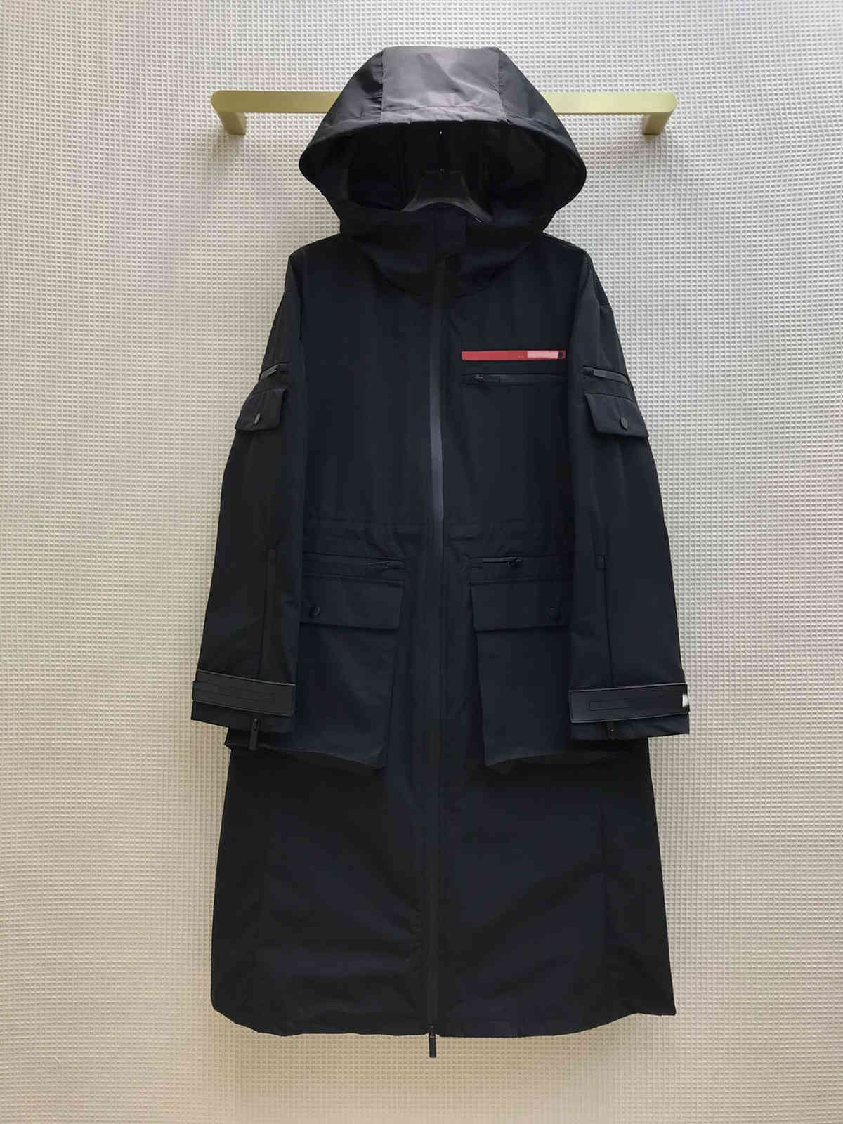 2023 Milan Runway winter Jackets for bomber white jacket women black Wool Coats woman Hooded Long Sleeve Women's Designer Brand Same Style 0301-7 Women's Jackets
2023 Milan Runway winter Jackets for bomber white jacket women black Wool Coats woman Hooded Long Sleeve Women's Designer Brand Same Style 0301-7 Women's Jackets