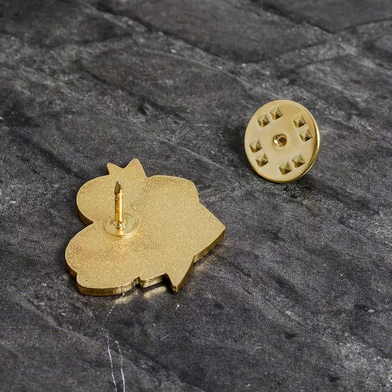 Fashion Pink Heart Brooches Funny Enamel Brooch Pins Enamel Love Jewelry Fit Backpack Coat Sweater Hat Jackets Accessories for Women Lovers Summer Jew