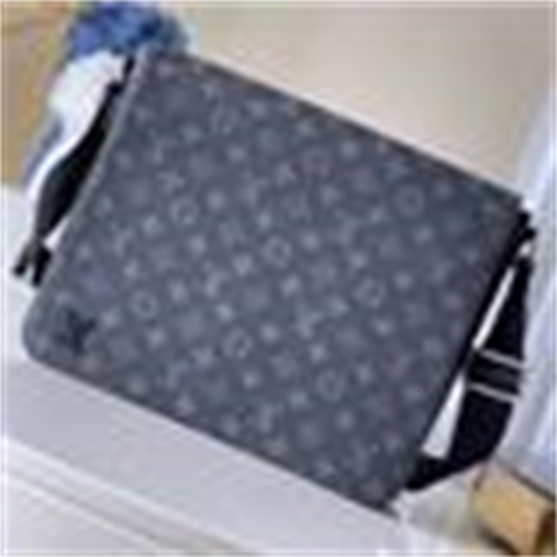 M45271 District MM Medium Messenger Bag Women Shopping s Handbags s Shoulder s Evening, All with logo
M45271 District MM Medium Messenger Bag Women Shopping s Handbags s Shoulder s Evening, All with logo
