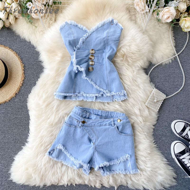 Women' Tracksuits Women Summer Fashion 2 Piece Set Tassel Strapless Jeans Tops+ Shorts Sets Chic Design Woman Denim Short Pants Suit Outfit, Black
Women' Tracksuits Women Summer Fashion 2 Piece Set Tassel Strapless Jeans Tops+ Shorts Sets Chic Design Woman Denim Short Pants Suit Outfit, Black
