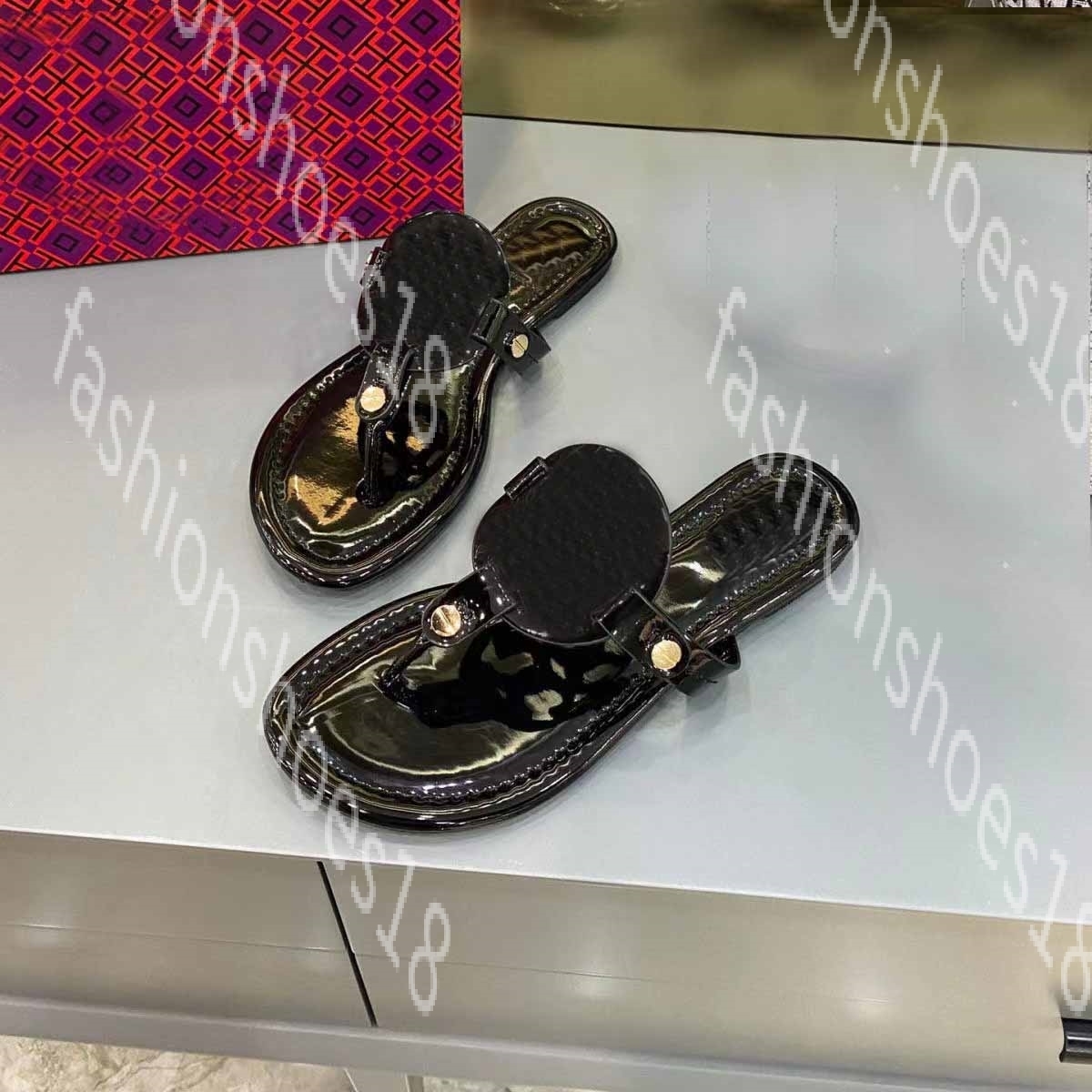 2022 top luxury Designer flip-flops Women Slippers Rubber Slides Sandal Flat Blooms Fashion Shoes Beach leather slippers-men
2022 top luxury Designer flip-flops Women Slippers Rubber Slides Sandal Flat Blooms Fashion Shoes Beach leather slippers-men