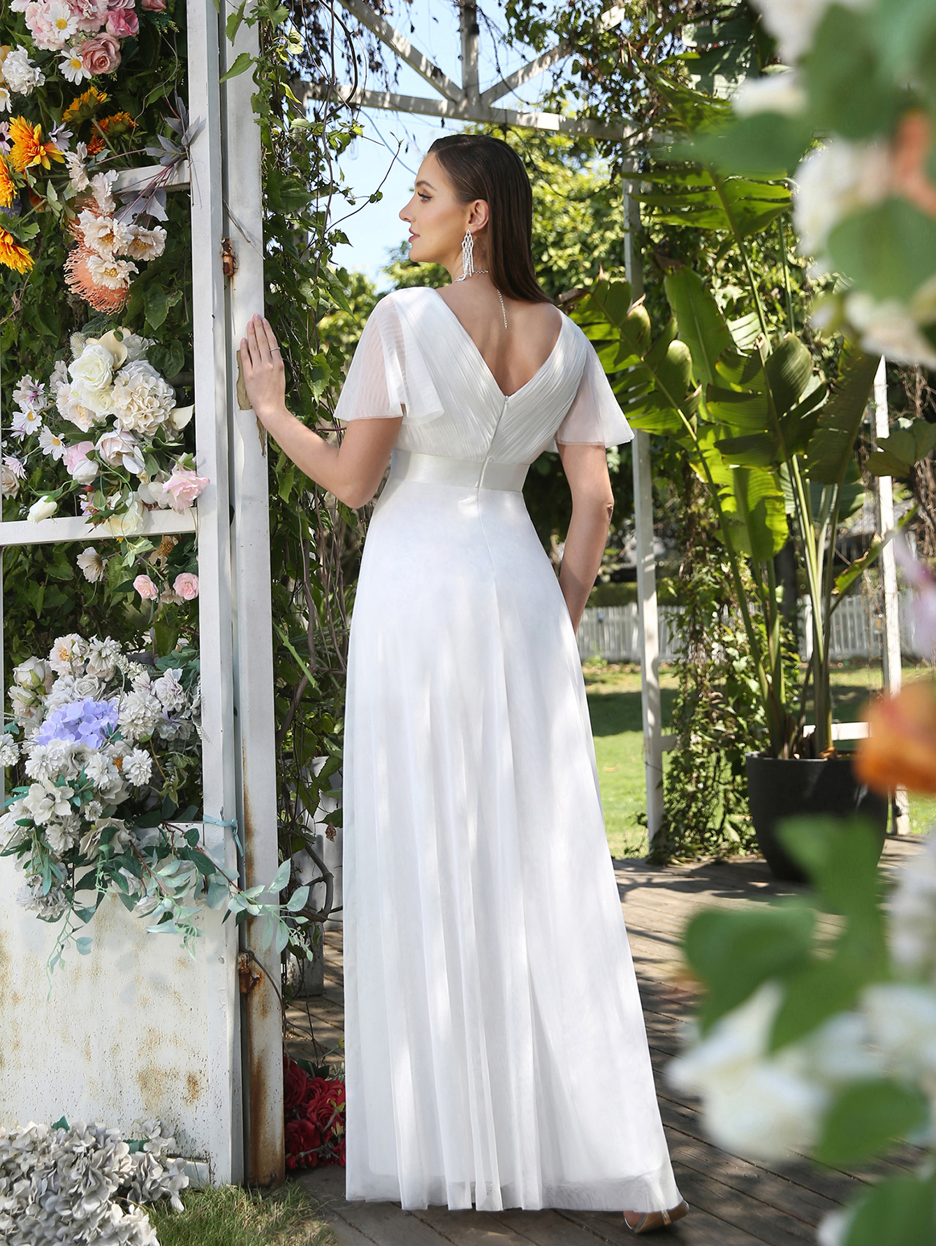 Beige V Neck Tulle A Line Beach Summer Wedding Dresses Women Elegant Flare Short Sleeves Ribbon Belt Ruched Floor Length Bridal Gowns Vestido Largo Cp