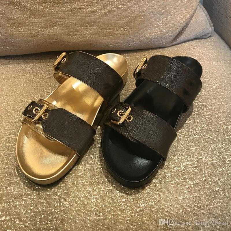 Classic slippers Summer luxury woman beach Cartoon Big Head Leather Flat Belt buckle sandals Hotel Bath men Slides Designer women shoes, Black
Classic slippers Summer luxury woman beach Cartoon Big Head Leather Flat Belt buckle sandals Hotel Bath men Slides Designer women shoes, Black
