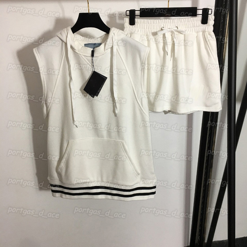 Embroidered Letter Tanks Womens Hooded Sleeveless Sweatshirts Elastic Waist Short Skirt, White #20221072
Embroidered Letter Tanks Womens Hooded Sleeveless Sweatshirts Elastic Waist Short Skirt, White #20221072