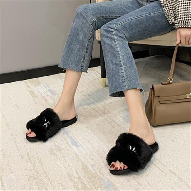 Furry Women Slippers Fluffy Faux Fur Slippers Designer Shoes Warm Indoor Flip Flops Fashion Anti-Slip Female Slides, Pink 
Furry Women Slippers Fluffy Faux Fur Slippers Designer Shoes Warm Indoor Flip Flops Fashion Anti-Slip Female Slides, Pink