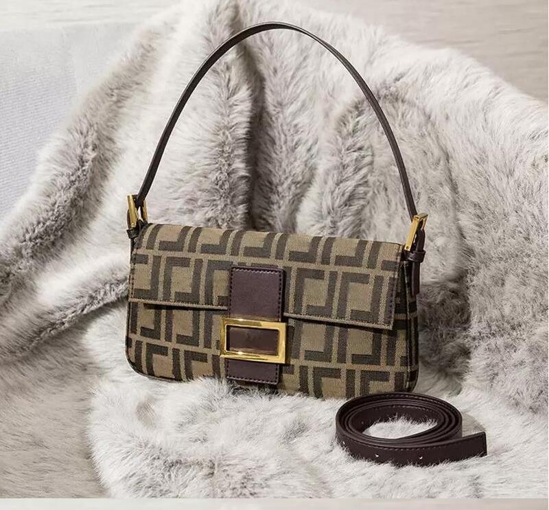 6188F Women Luxurys Designers Bags Crossbody High Quality Handbags Womens Purses Shoulder Shopping Totes Bag
6188F Women Luxurys Designers Bags Crossbody High Quality Handbags Womens Purses Shoulder Shopping Totes Bag