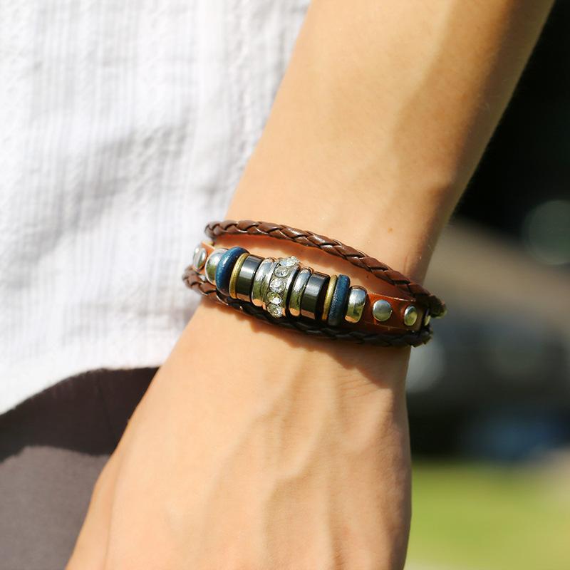 Charm Bracelets Romantic Handmade Leather For Women Men Beaded Rhinestone Rivet Spacers Braided Bangles Jewelry Male BileklikCharm
Charm Bracelets Romantic Handmade Leather For Women Men Beaded Rhinestone Rivet Spacers Braided Bangles Jewelry Male BileklikCharm