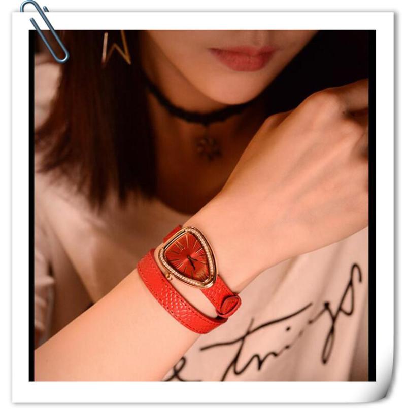 Wristwatches Classic Noble Red Snake Watches Woman Leather Strap Bracelet Quartz Fashion Luxury Women Watch UniqueWristwatches, Green gold
Wristwatches Classic Noble Red Snake Watches Woman Leather Strap Bracelet Quartz Fashion Luxury Women Watch UniqueWristwatches, Green gold