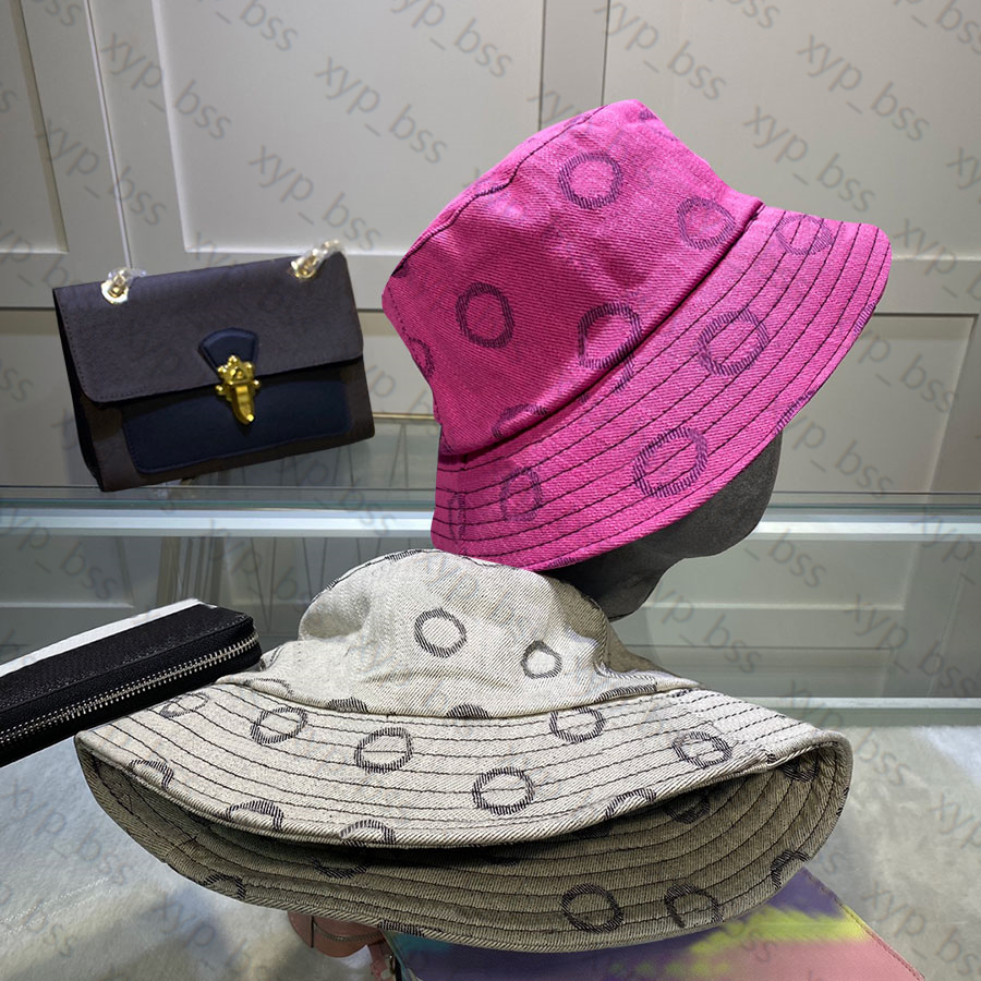 Fashion Flat Hat Circular Designer Beach Cap Men and Women Hat Novelty Hat 2 Color TOP Quality