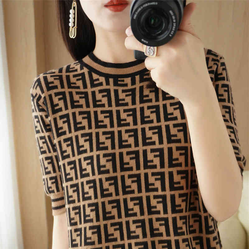 Cotton Sweater Women' Letter Short Sleeve T-shirt 22 New Spring and Summer Thin Top Loose Round Neck Bottomed Half, Double f
Cotton Sweater Women' Letter Short Sleeve T-shirt 22 New Spring and Summer Thin Top Loose Round Neck Bottomed Half, Double f