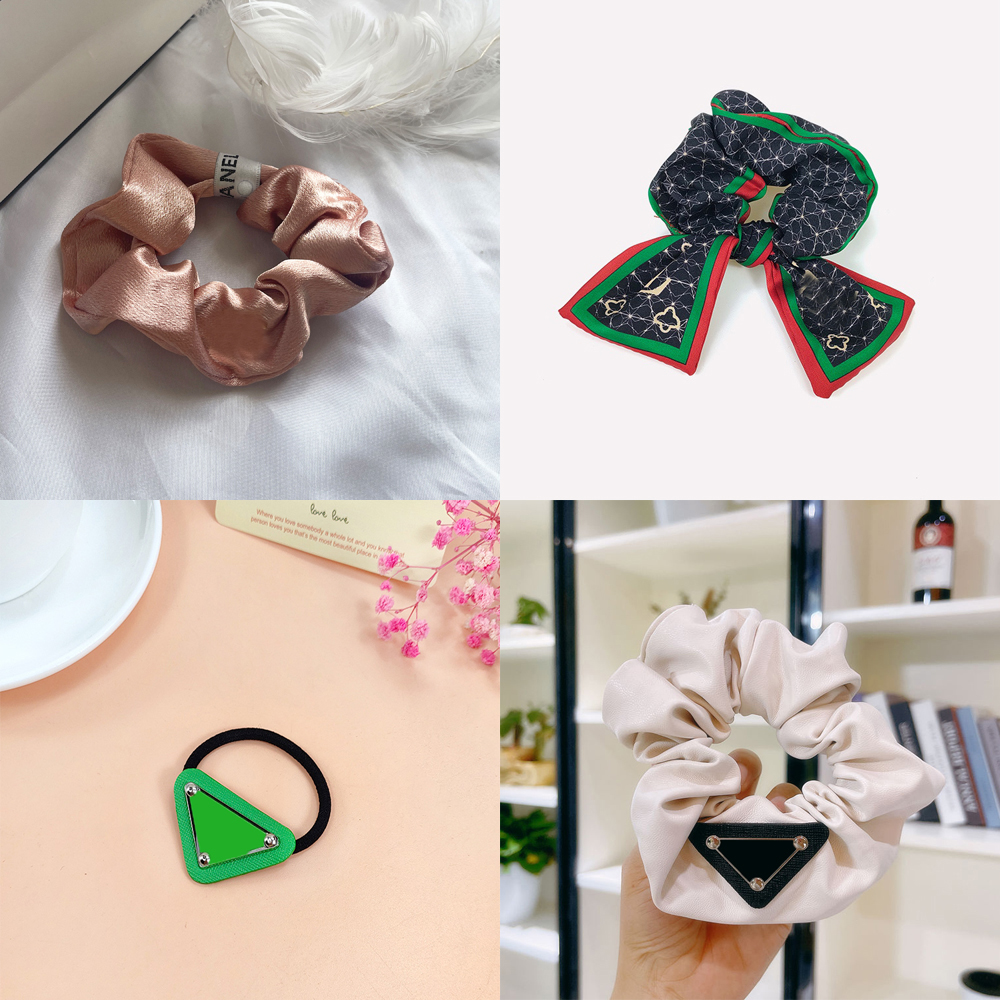 22ss 20style Women Designer Letter Hair Rubber Bands Bowknot Elastic Hair Rope Candy Color Triangle Leather Ponytail Holder Headwear Accessories Retro Jewelry
22ss 20style Women Designer Letter Hair Rubber Bands Bowknot Elastic Hair Rope Candy Color Triangle Leather Ponytail Holder Headwear Accessories Retro Jewelry