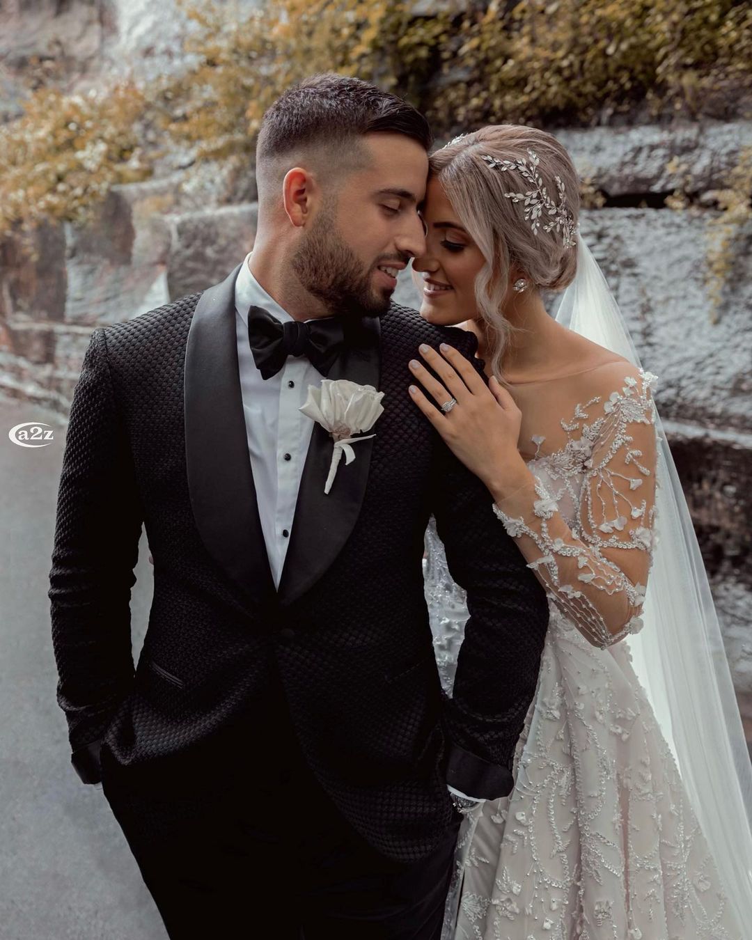 Saudi Arabia Lace Mermaid Wedding Dress Sheer Jewel Neck Long Sleeve Plus Size Bridal Gowns Appliques Bride robes de mariée