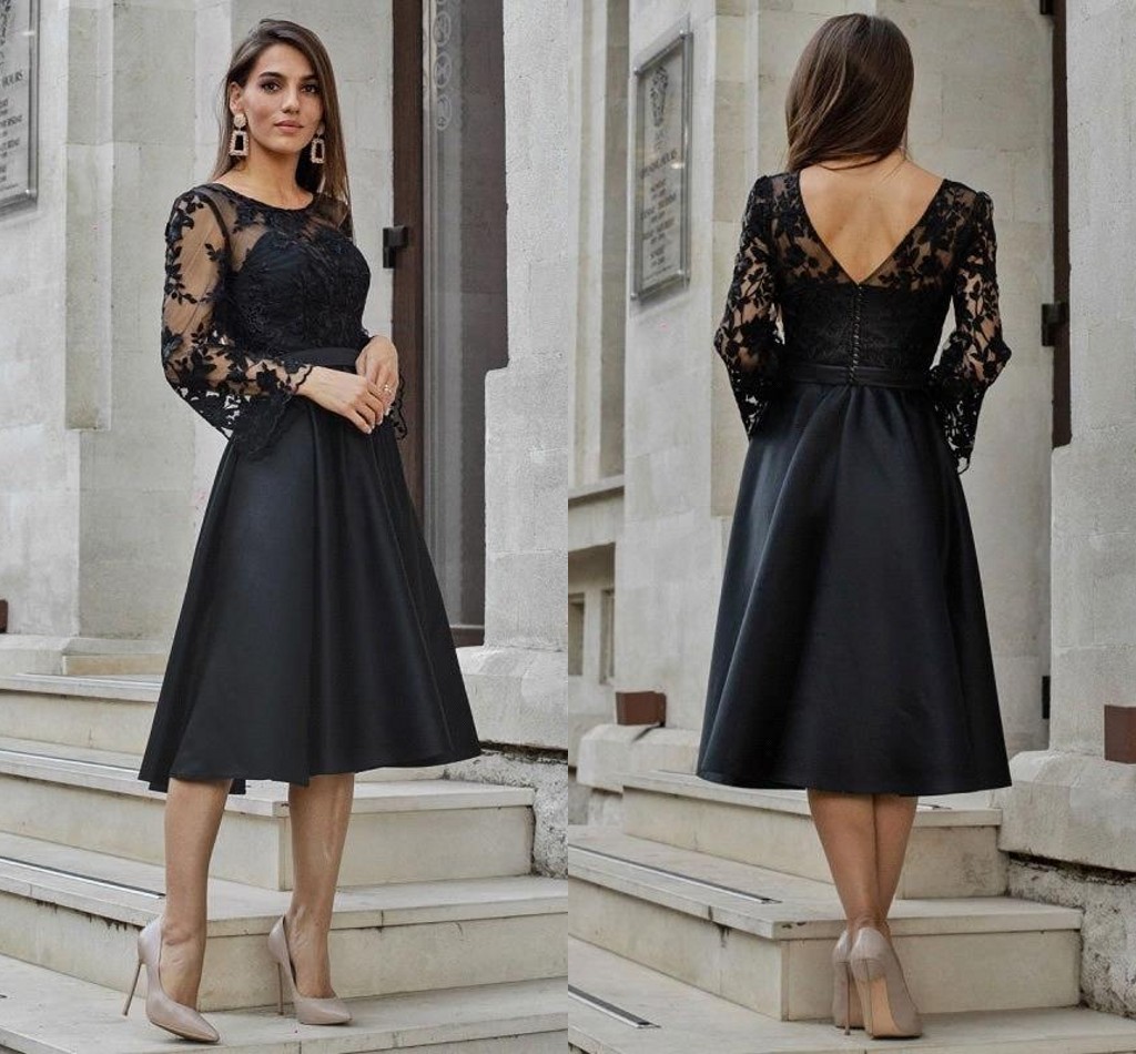 Vintage Black 3/4 Sleeve Mothers Dresses A Line Sheer Lace Jewel Neck Satin Knee Length Women Cocktail Dress Mother of Bride Groom Formal Wears BC12633
Vintage Black 3/4 Sleeve Mothers Dresses A Line Sheer Lace Jewel Neck Satin Knee Length Women Cocktail Dress Mother of Bride Groom Formal Wears BC12633