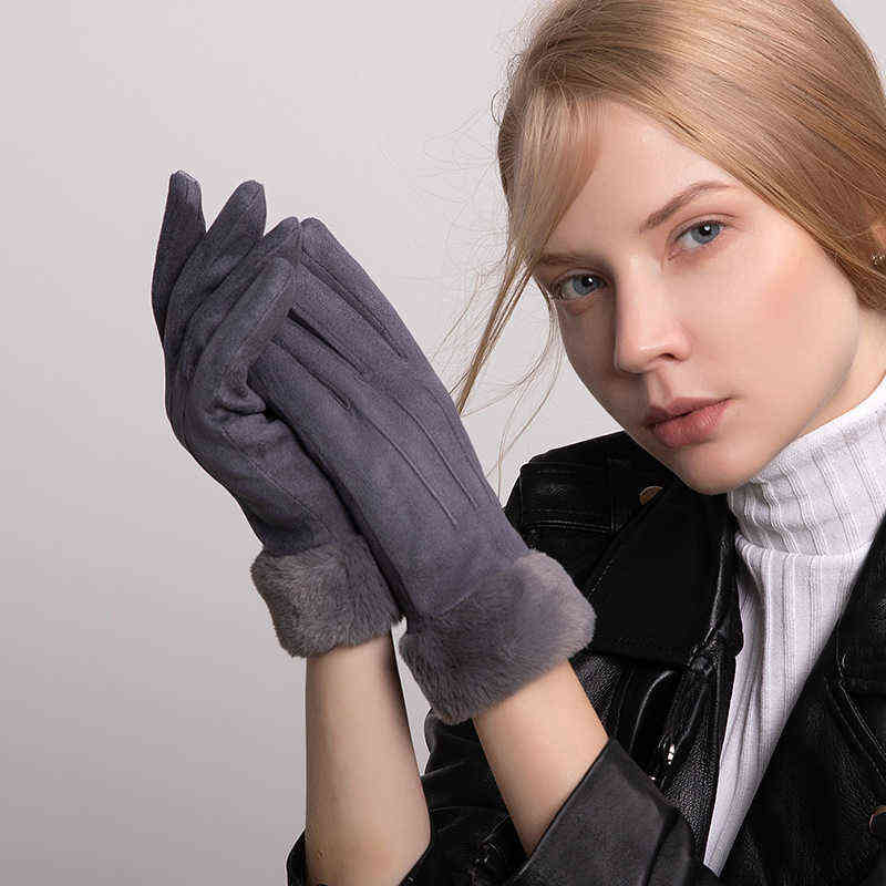 Winter Women Touch Screen Plus Velvet Inside Thicken Gloves Windproof Suede Fabric Elegant Female Plush Wrist Soft Gloves T220730
Winter Women Touch Screen Plus Velvet Inside Thicken Gloves Windproof Suede Fabric Elegant Female Plush Wrist Soft Gloves T220730