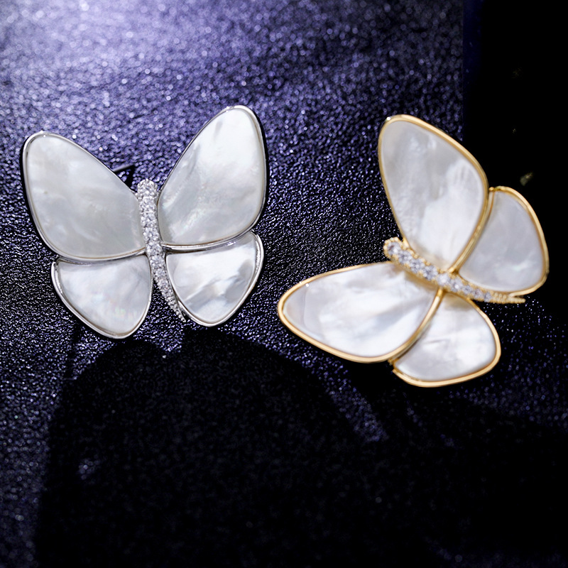 Elegant Design Butterfly Shape Natural Shell Brooches Silver Pin Breast Pins for Women Gift