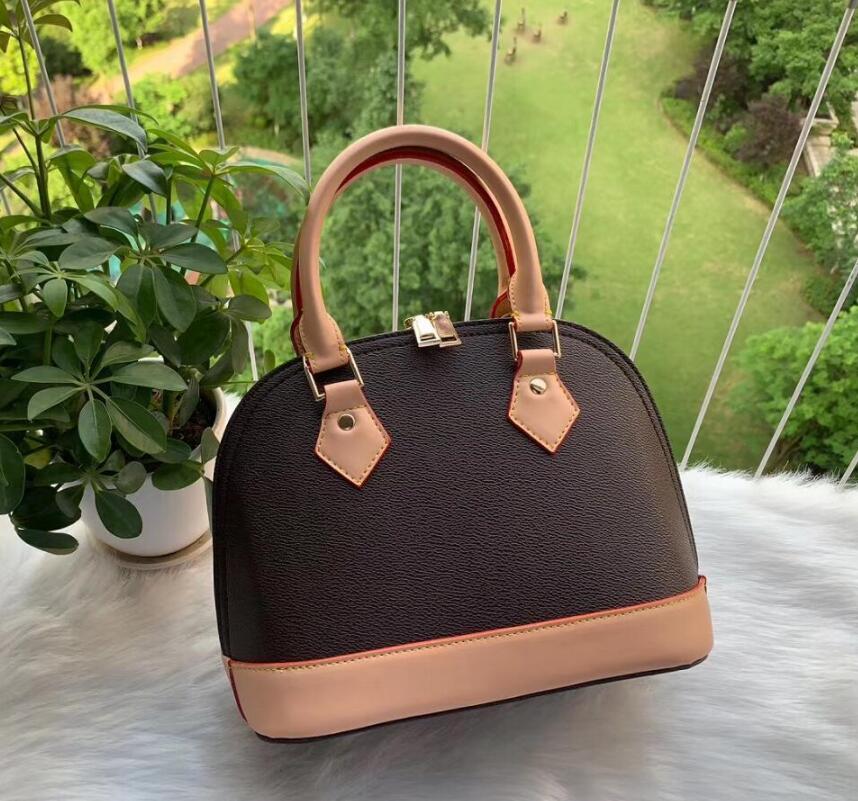 Alma bb Women Bags Messenger Bag Leather Handbag 2022 Luxurys Designer Bag with Lock Key width 25cm
Alma bb Women Bags Messenger Bag Leather Handbag 2022 Luxurys Designer Bag with Lock Key width 25cm