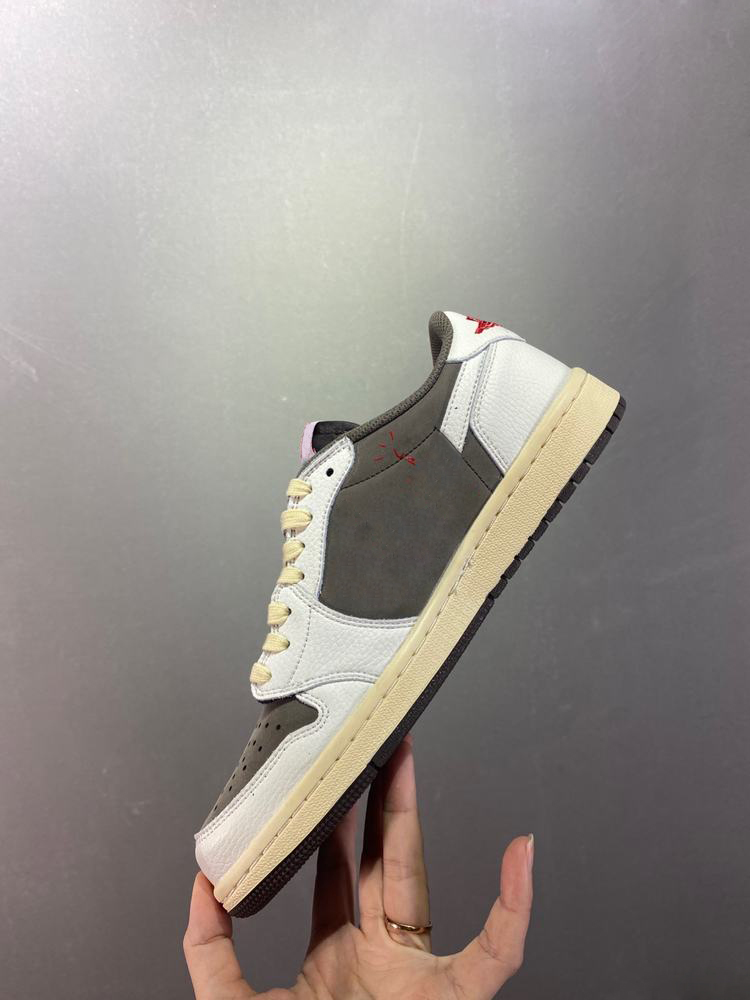 (With Box)2022 TS 1 Low OG Reverse Mocha Basketball Shoes Men Women University Red Ridgerock 1s Sneaker, Multi
(With Box)2022 TS 1 Low OG Reverse Mocha Basketball Shoes Men Women University Red Ridgerock 1s Sneaker, Multi