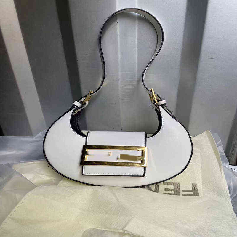 Lisa's same arc de Triomphe 2022 new style French stick bag female horn half moon AVA armpit hand bill shoulder, White
Lisa's same arc de Triomphe 2022 new style French stick bag female horn half moon AVA armpit hand bill shoulder, White