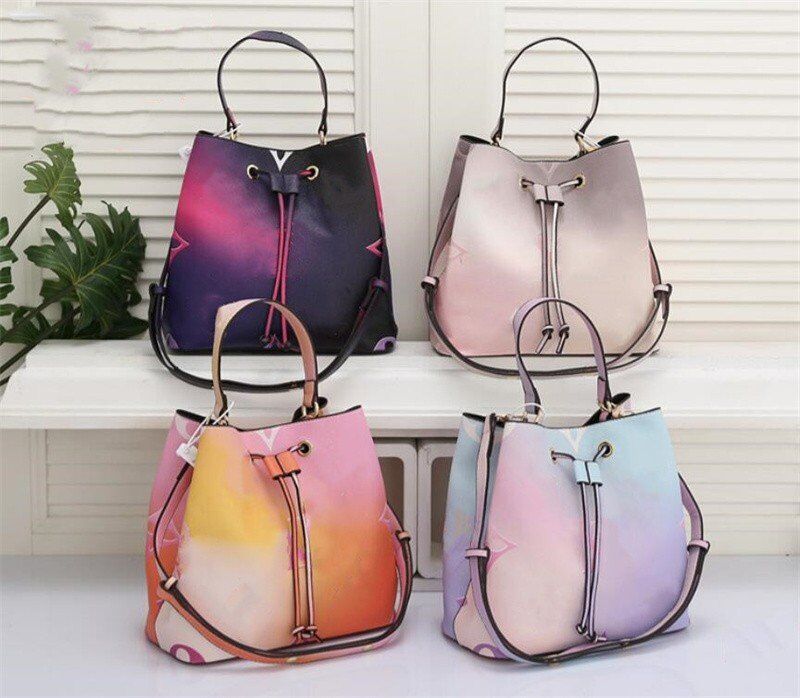 Summer Multicolor Louiseity Gradient Viutonity Bags Bucket Neonoe SPRING IN THE CITY Tote Sunrise Pastel Monograms Tie Dye Handlebag Women Designer CrossBody, Extra shipping
Summer Multicolor Louiseity Gradient Viutonity Bags Bucket Neonoe SPRING IN THE CITY Tote Sunrise Pastel Monograms Tie Dye Handlebag Women Designer CrossBody, Extra shipping