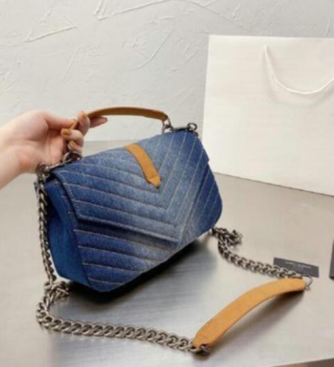 Luxurys Designers Denim Jeans Shoulder Bag Women Tote Handbag Purse Classic Fashion Retro Chain Frosted Cowboy Crossbody Bags, Blue
Luxurys Designers Denim Jeans Shoulder Bag Women Tote Handbag Purse Classic Fashion Retro Chain Frosted Cowboy Crossbody Bags, Blue