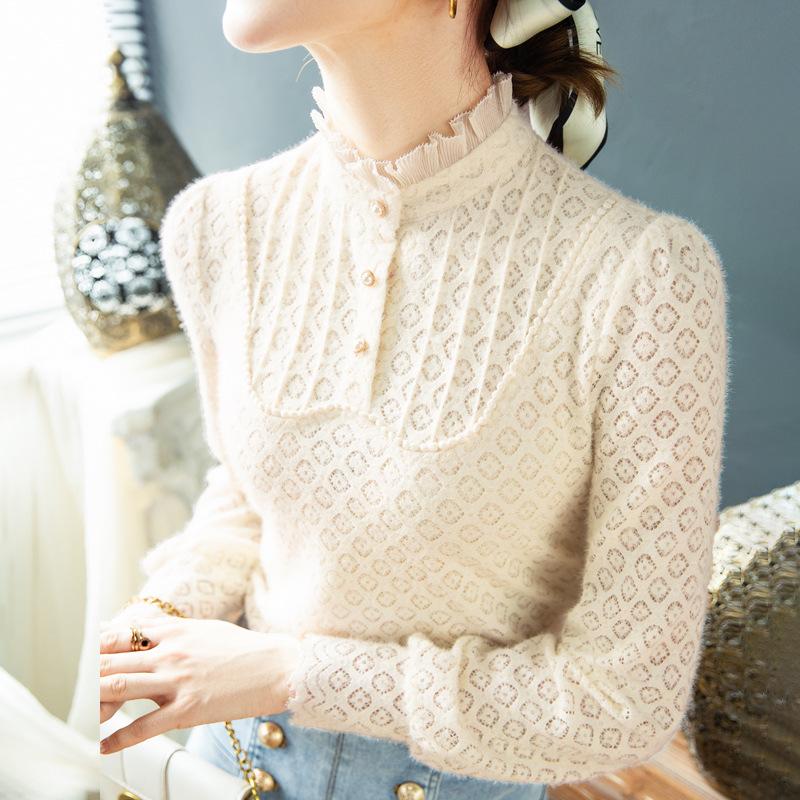 Women' T-Shirt French Retro Lace Shirt For Fall/winter 2022 Puff-sleeved Black Bottoming Long-sleeved Ladies Fan TopWomen
Women' T-Shirt French Retro Lace Shirt For Fall/winter 2022 Puff-sleeved Black Bottoming Long-sleeved Ladies Fan TopWomen